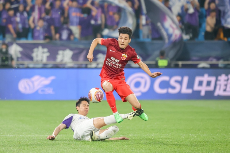 津媒：滬上雙雄衝刺備戰超級杯，武磊缺陣海港麵臨嚴峻挑戰
